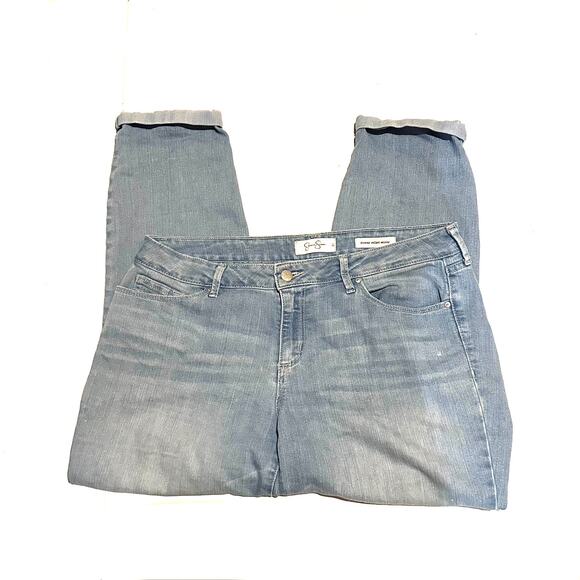 Jessica Simpson Light Wash Roll Cuff Tapered Denim Ankle Jeans Women's 31 - Picture 1 of 6